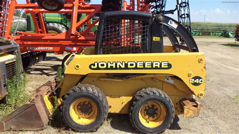 1999 john deere 240 skid steer specs|john deere 240 specifications.